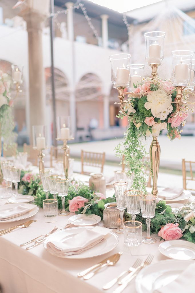 Dettaglio tavola matrimonio a Pietrasanta